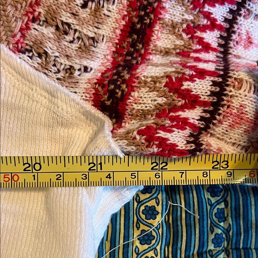 Sundance Fair Isle White 1/4 Zip Sweater with Red Patterned Sleeves, NWT, L - Picture 8 of 10